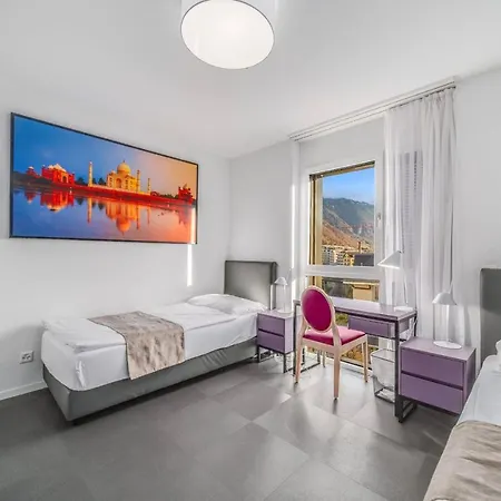 Modern Boutique Room In The City Center *