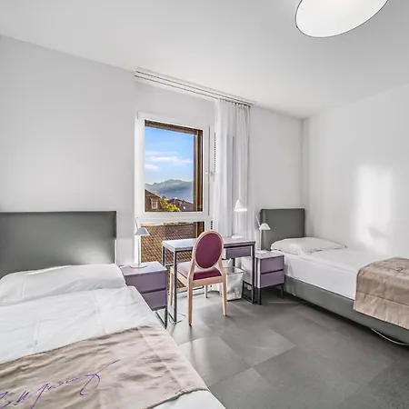 Modern Boutique Room In The City Center *